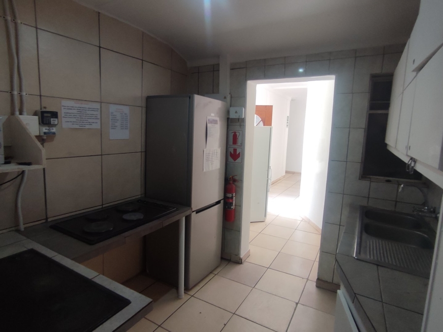 10 Bedroom Property for Sale in Brandwag Free State